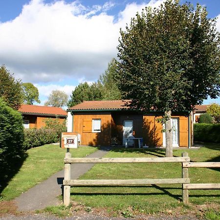 Gite Avec Cheminee, Terrasse Et Wifi - Animaux Acceptes - Fr-1-496-163 Usson-en-Forez Luaran gambar